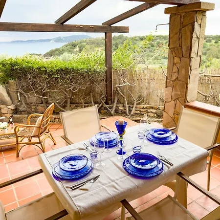 Holiday home Casa Sussurro Del Mare, Fronte Mare, Idromassaggio Villasimius